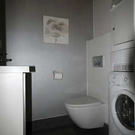 And Spacious For 4 With Sauna Huoneisto Kouvola